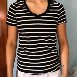B&W Striped Relaxed Tee Old Navy